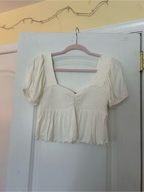 FOREVER 21 Women's Cream Puff-Sleeve Smocked Crop Top